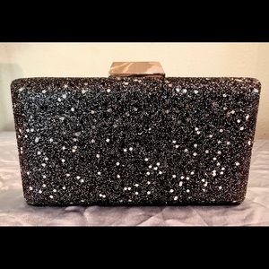 New Elegant Black & Gold Sparkle Clutch!